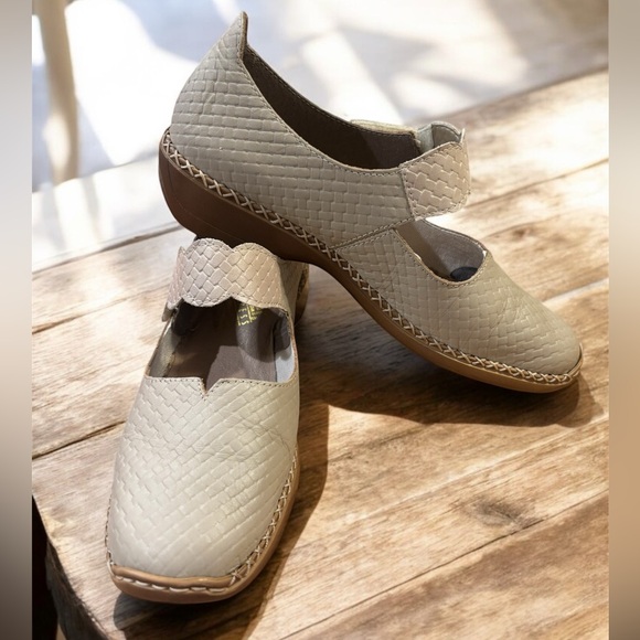 Rieker Doris mary jane size 39 US 8 - Picture 2 of 10